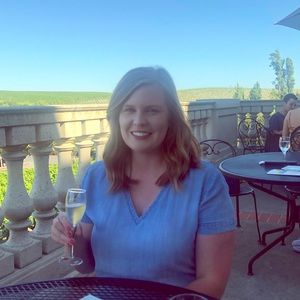 Meet your Posher, Olivia